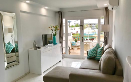 MODERN STUDIO WITH SWIMMING POOL, COSTA ADEJE