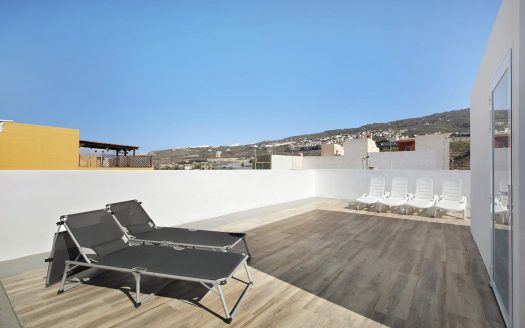 SEA VIEW HOUSE IN ARMENIME