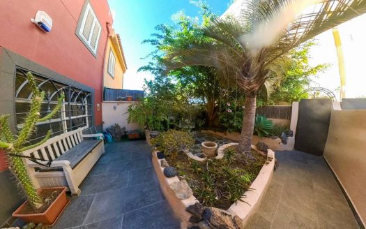 COZY 4 BEDROOM HOUSE, COSTA DEL SILENCIO