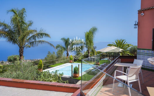 RURAL HOTEL – UNIQUE LOCATION IN THE MIDDLE OF NATURE, TACORONTE