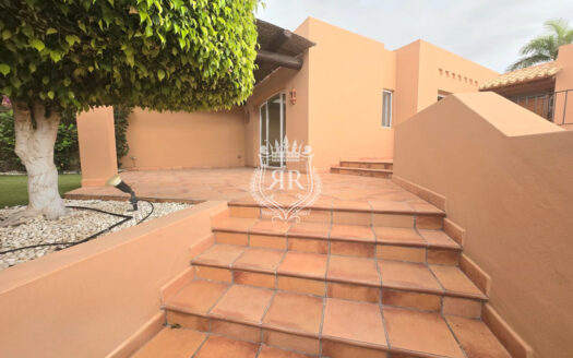 LONG-TERM RENTAL OPPORTUNITY: SUNSET GOLF VILLAS, COSTA ADEJE GOLF